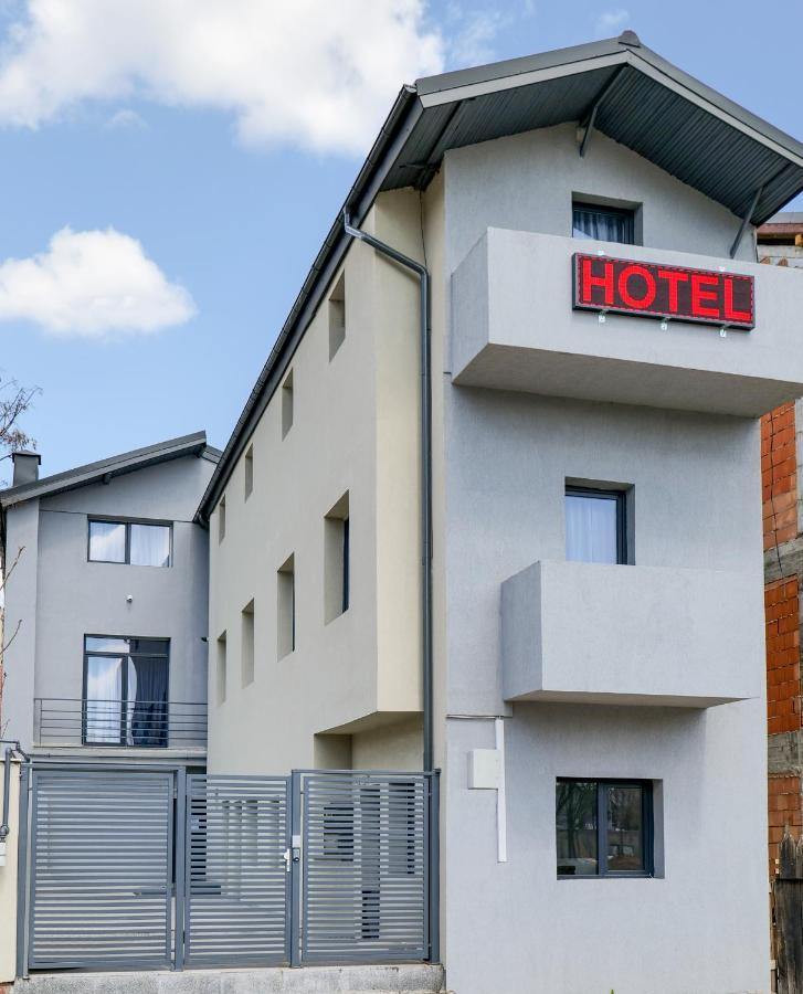 Hotel Ema&Zain Boekarest Buitenkant foto